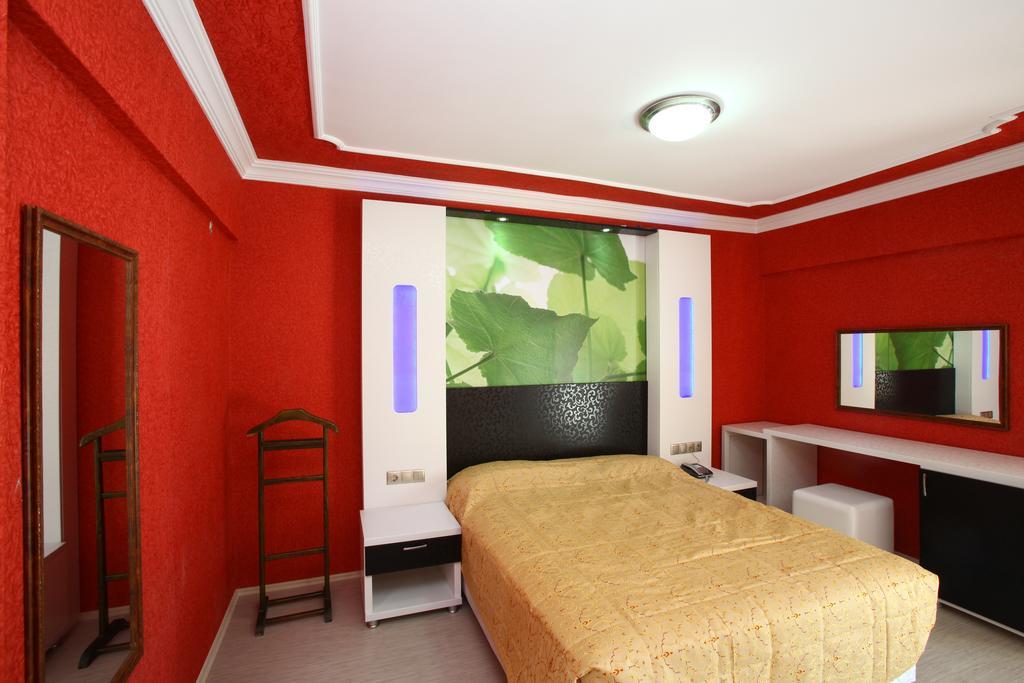 Delfi Hotel Spa & Wellness Center Bodrum Esterno foto