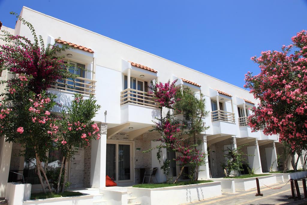 Delfi Hotel Spa & Wellness Center Bodrum Esterno foto