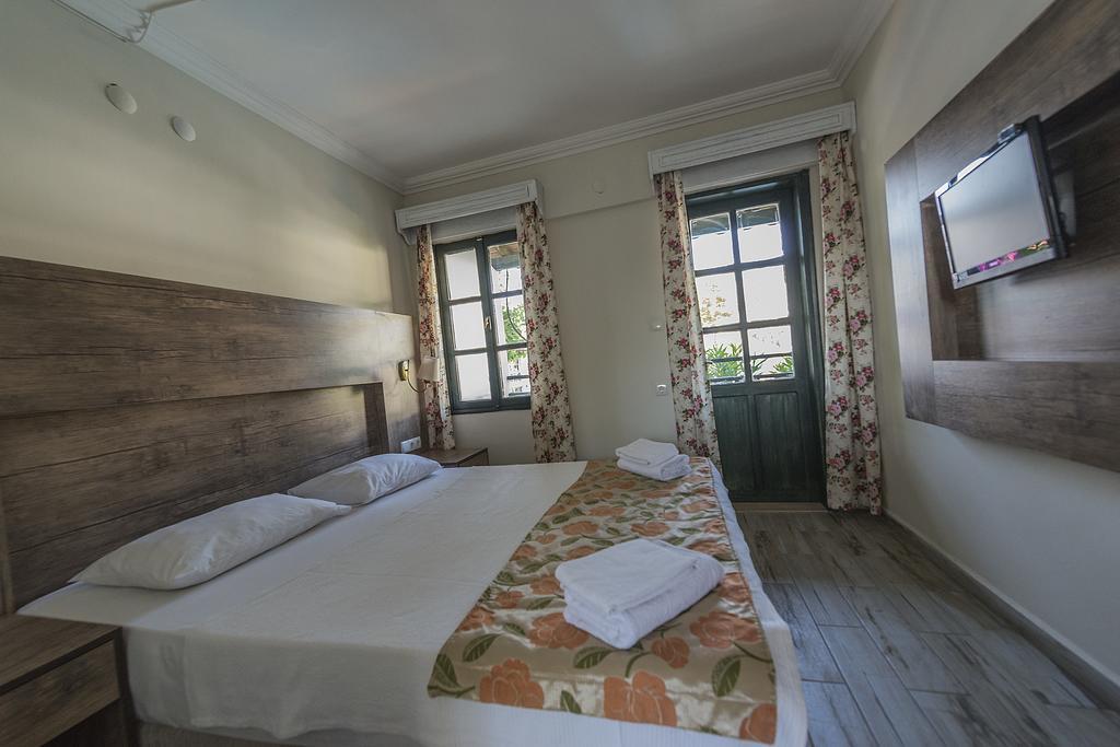 Delfi Hotel Spa & Wellness Center Bodrum Esterno foto