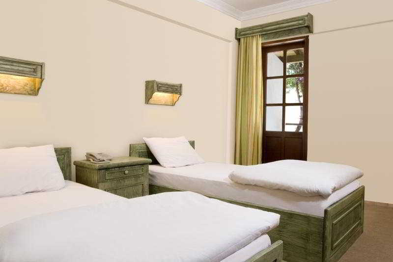 Delfi Hotel Spa & Wellness Center Bodrum Esterno foto